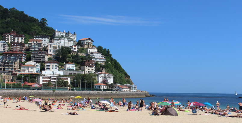 Ondarreta beach and Monte Igeldo