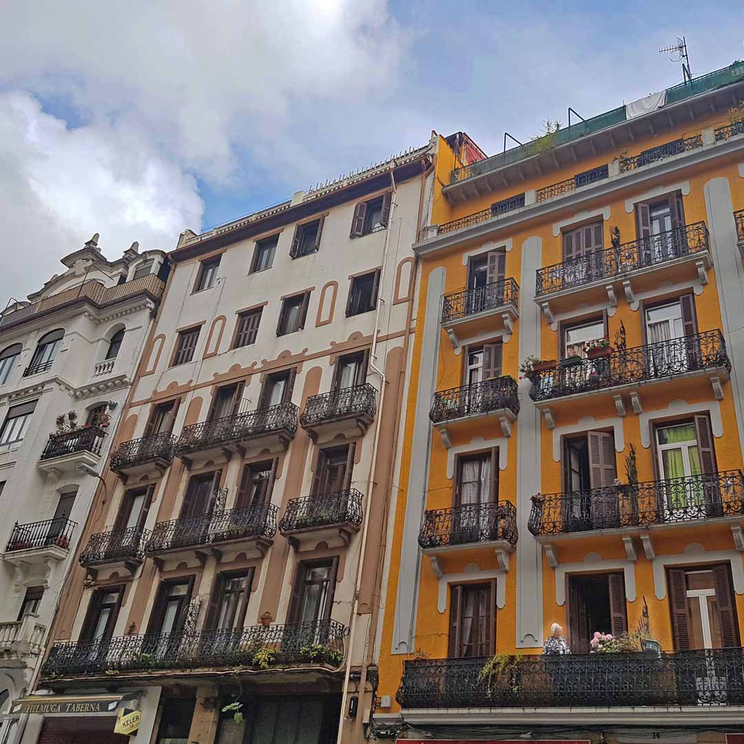 Egia street buildings